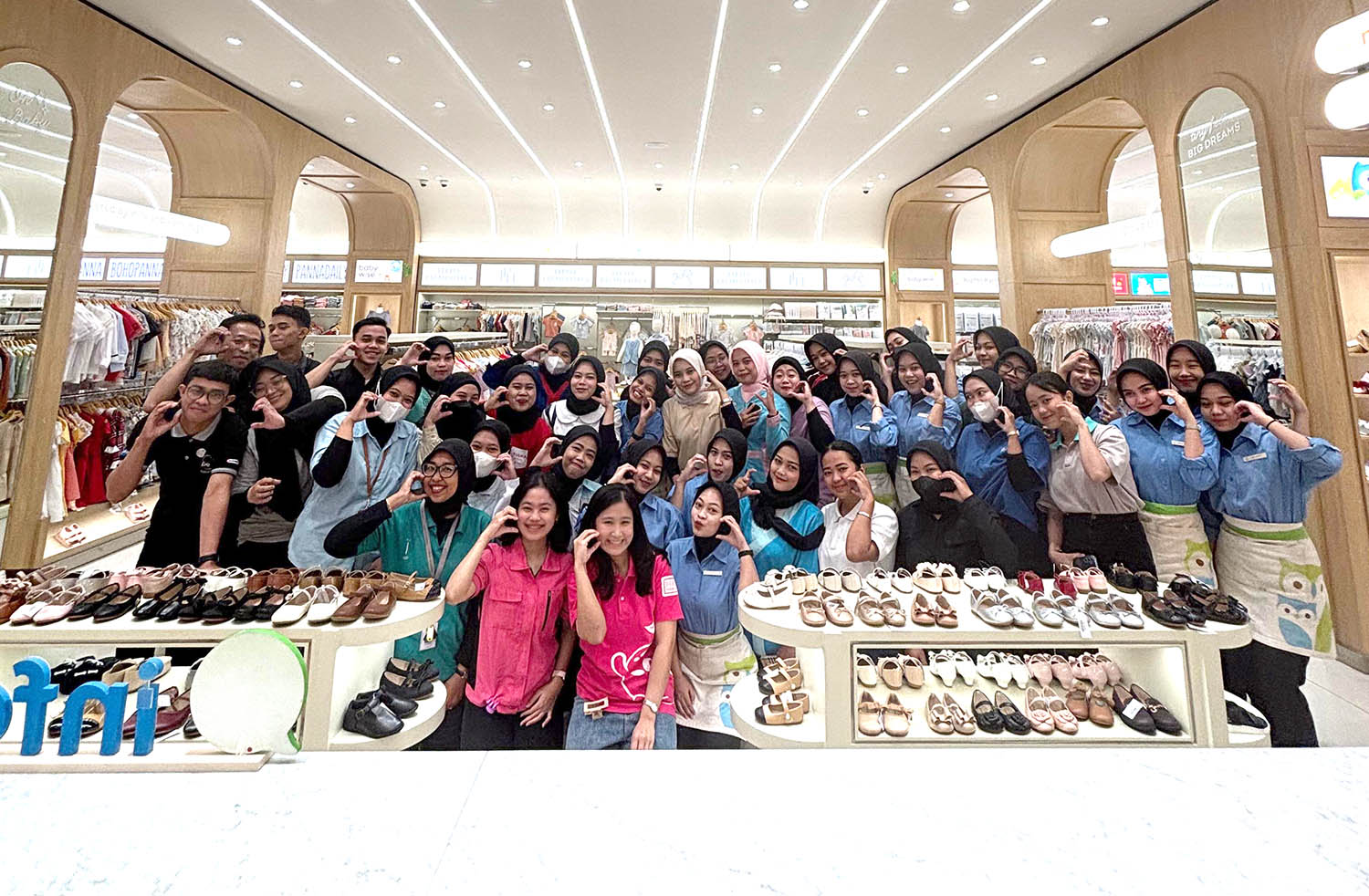 Kunjungan Hangat Tim BerryC ke BabyWise Flagship Store Yang Baru Di Tangerang